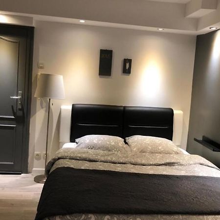 Cosy Studio Proche Palais Des Papes アヴィニョン エクステリア 写真